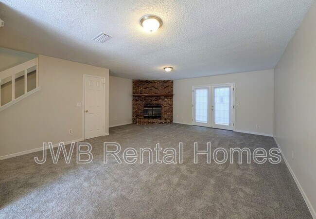 Photo - 5603 Bennington Dr