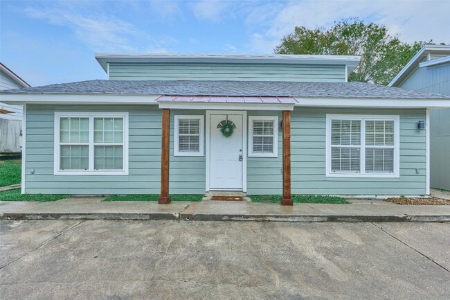 Photo - 31 Harbour Row Dr