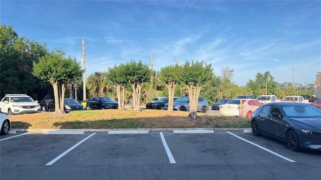 Photo - 3038 Parkway Blvd Unit 204