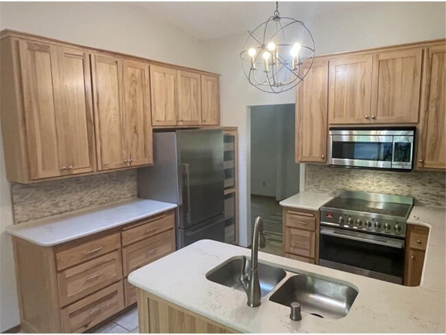 Photo - 14810 Lloyds Dr