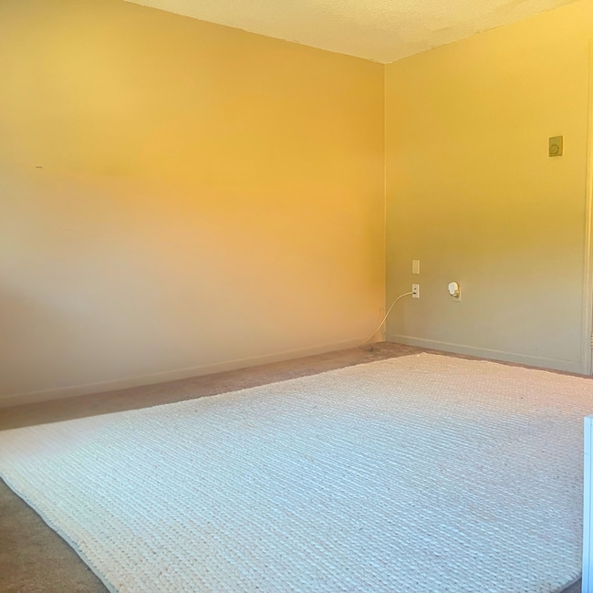 Photo - 537 Boswell Ave