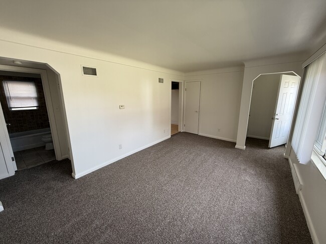 Photo - 22861 Rosalind Ave