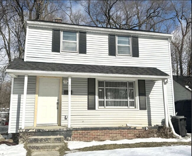 Building Photo - Fully Renovated 3 Bedroom 1 bath Home!