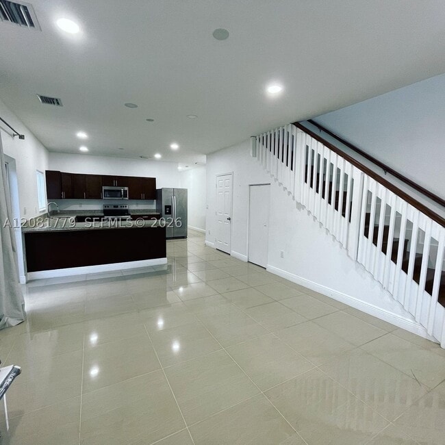 Photo - 1531 NW 55th St Unit 1531