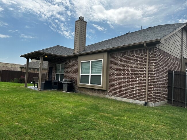 Photo - 2665 Shadow Glen Dr