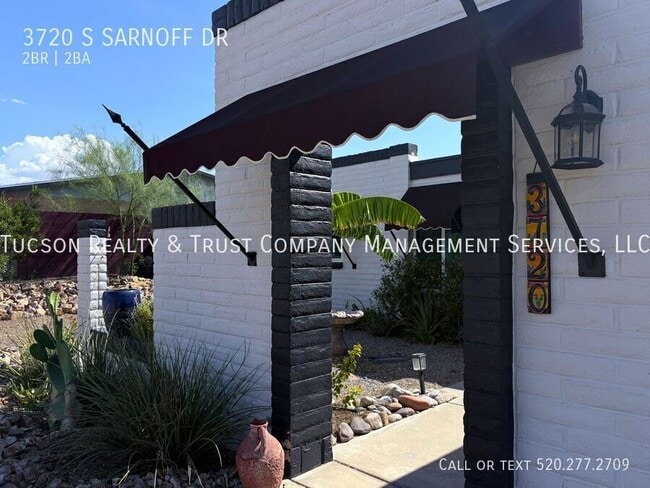 Photo - 3720 S Sarnoff Dr