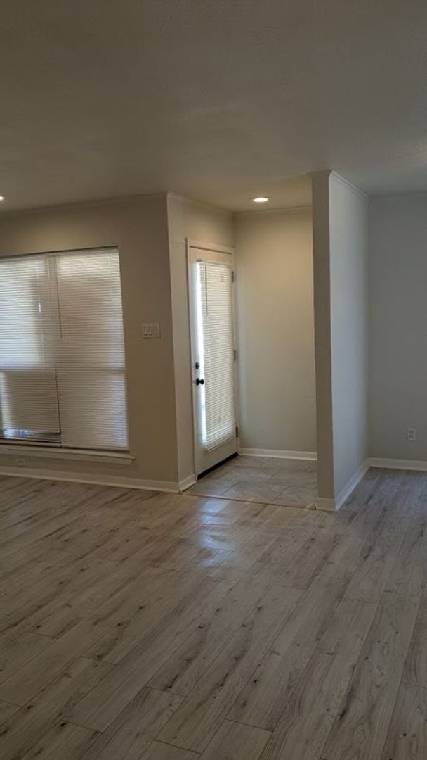 1005 W MLK #B - 1005 W MLK #B Apartment Unit B