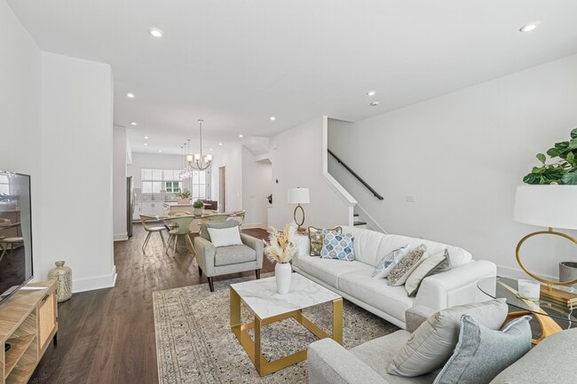 Photo - Henley Avondale