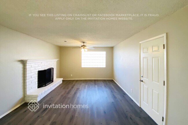 Photo - 701 N Comanche Dr