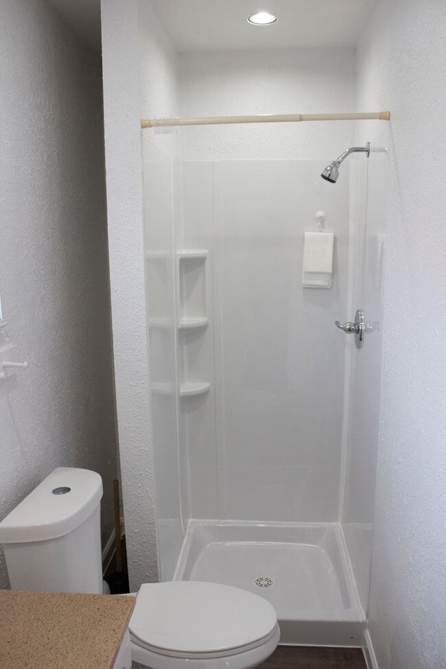 Photo - 2430 Burtis Ave