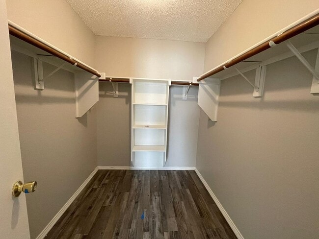 Photo - 5013 Waterford Dr