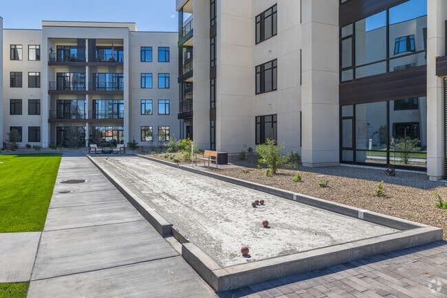 Photo - Inspirata Pointe at Royal Oaks