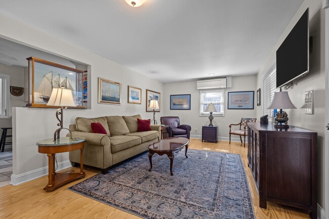 Photo - 182 Lewistown Rd