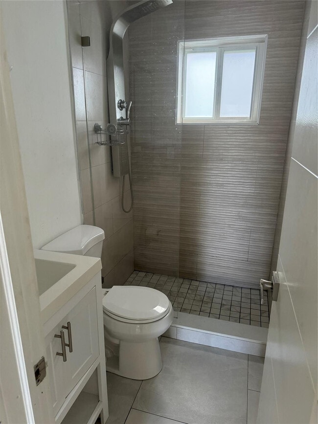 Photo - 2201 Greene St. Unidad 1