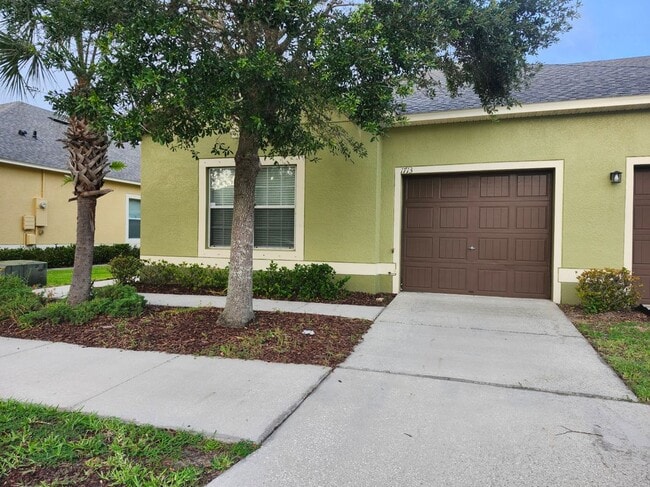 Building Photo - 1713 Trailwater St Rental