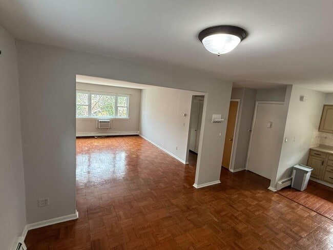 Building Photo - 3615 Waldo Ave