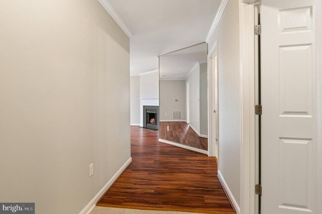 Photo - 9060 Gracious End Ct Unidad 103