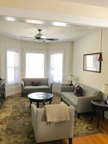 2217 W Giddings St Unit 001