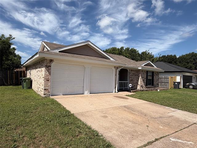 Photo - 312 Juniper Dr