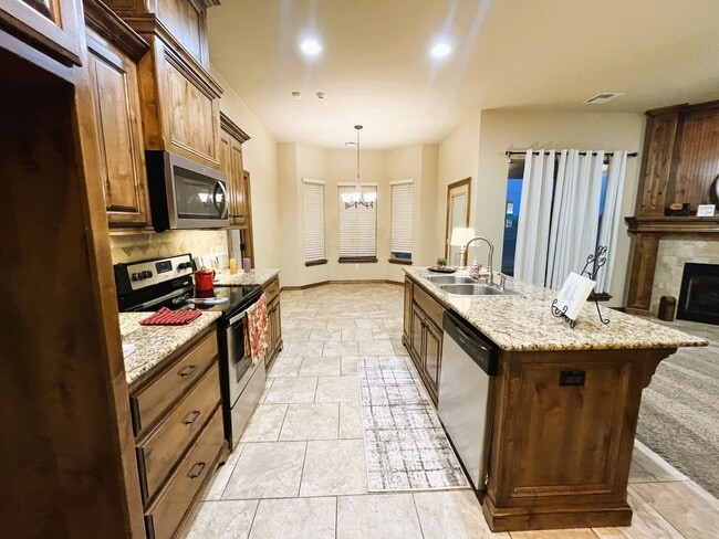 14812 Brent Cir