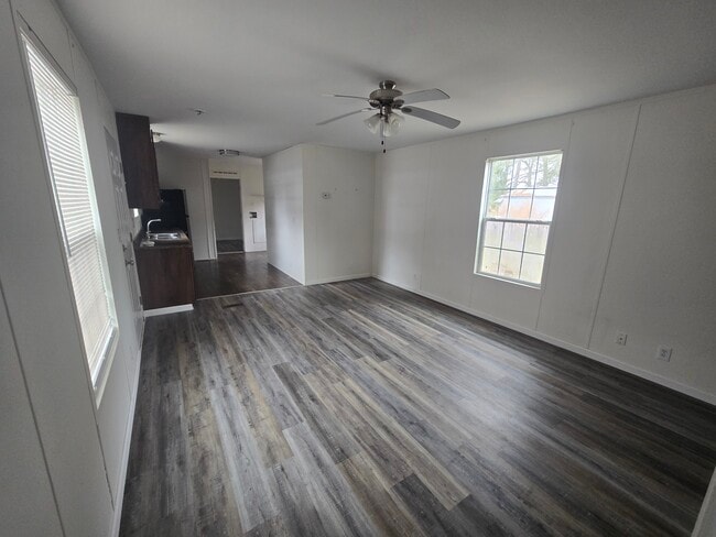 Building Photo - 111 Merrywood Dr