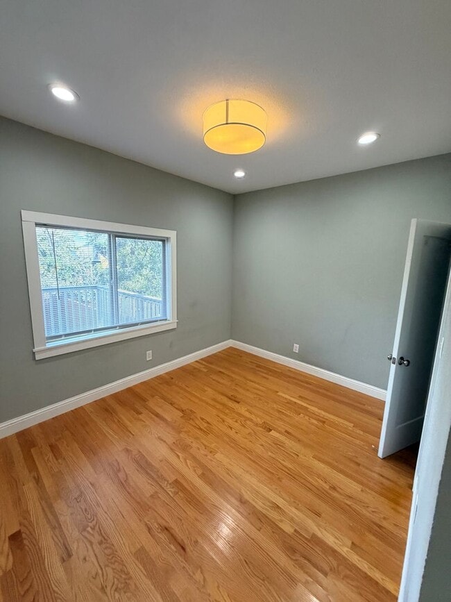 Photo - 1224-1226 Campbell St Unit 1226