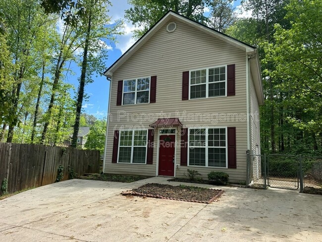 Building Photo - 3230 Century Dr