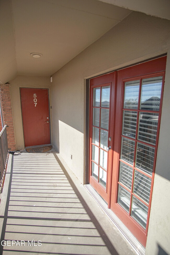 Photo - 4433 N Stanton St Unit 507