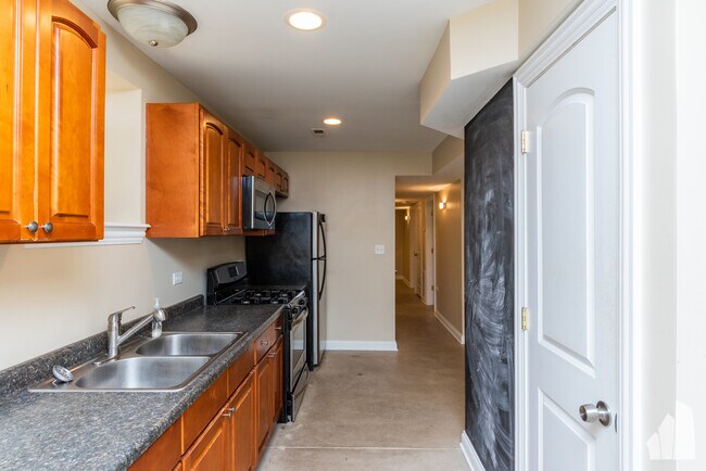 Photo - 1124 W Roscoe St Unit G