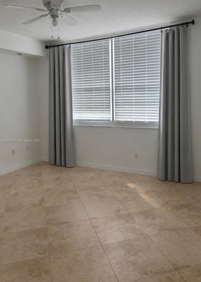 Photo - 2665 SW 37th Ave Unidad 1204