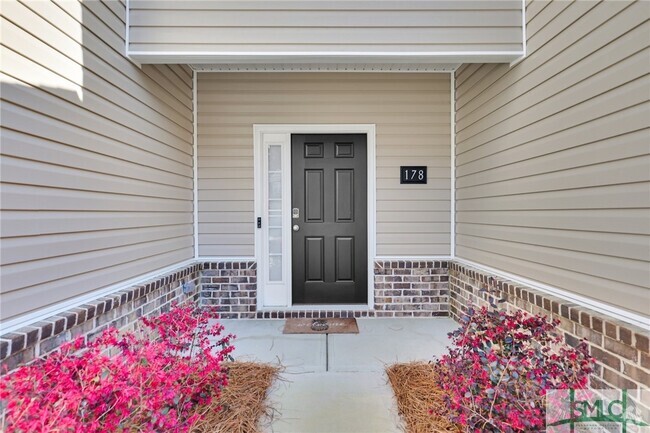 Building Photo - 178 Ainsdale Dr Rental