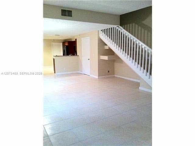 Photo - 1621 Barcelona Way