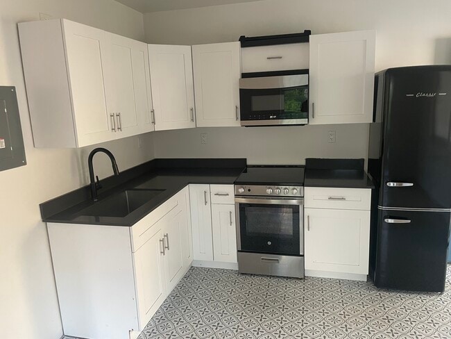 Photo - 135 Zamora Ave