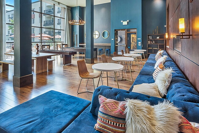 Photo - Lawrence Station