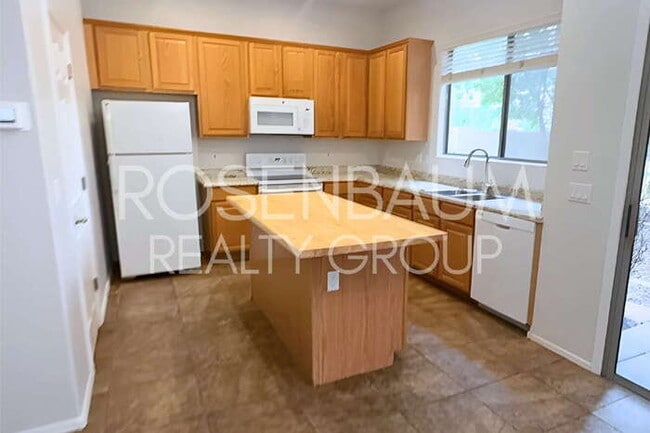 Photo - Beautiful 3-bedrooms, 2.5-baths home in th...