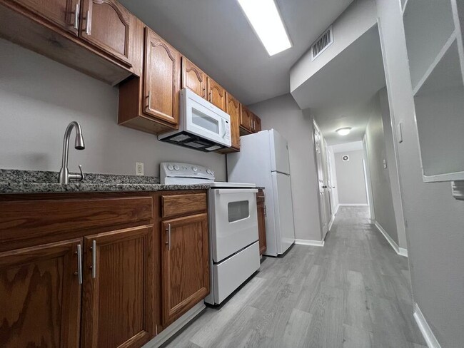 Photo - 163 Ave A SE Unit 2