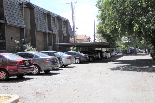 Photo - 747 N 200 E Townhome