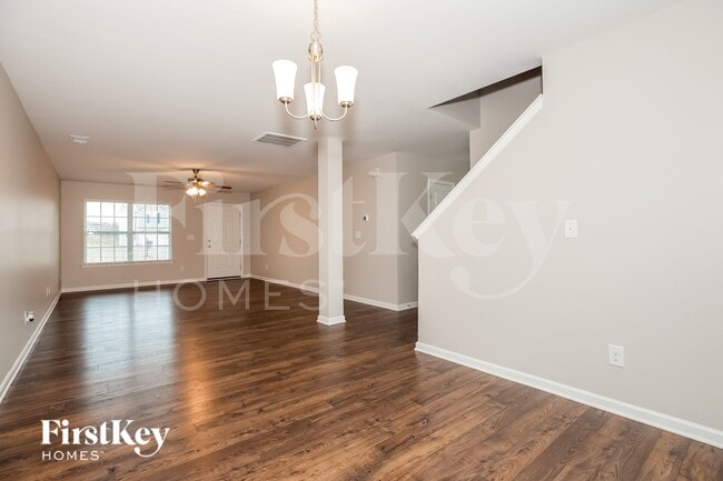 Photo - 1512 Summer View Ln