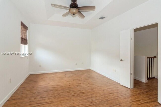 Photo - 10884 SW 89th St