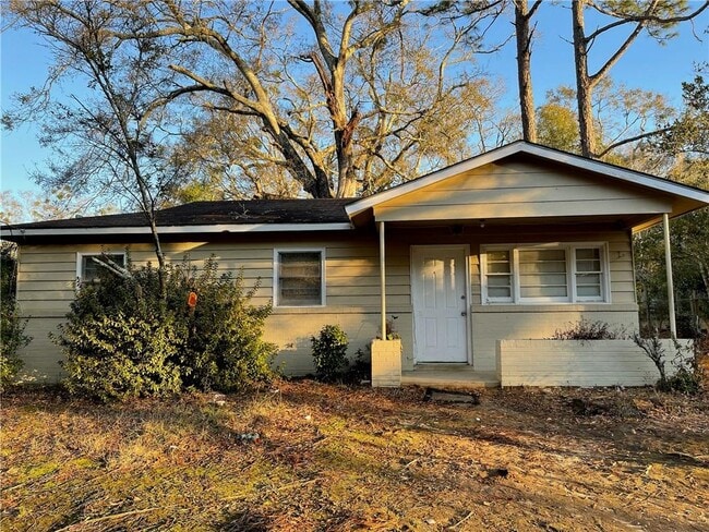Building Photo - 6558 Wesley Dr