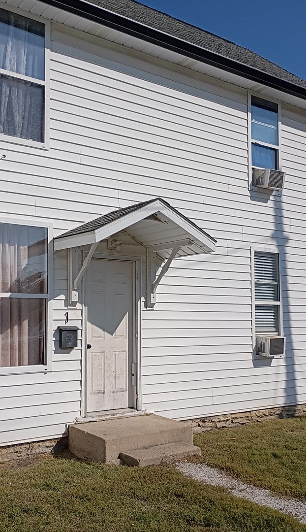 Photo - 4124 S Landess St Unit 4124 1