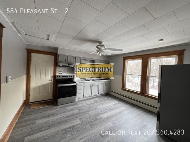 Photo - 584 Pleasant St Unit 2
