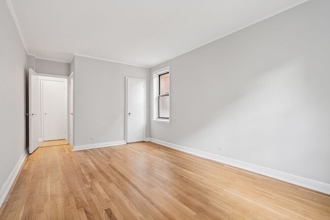 205 W 95th St