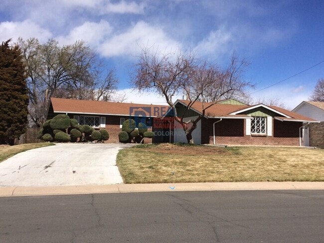 Photo - 2416 S Jasmine St