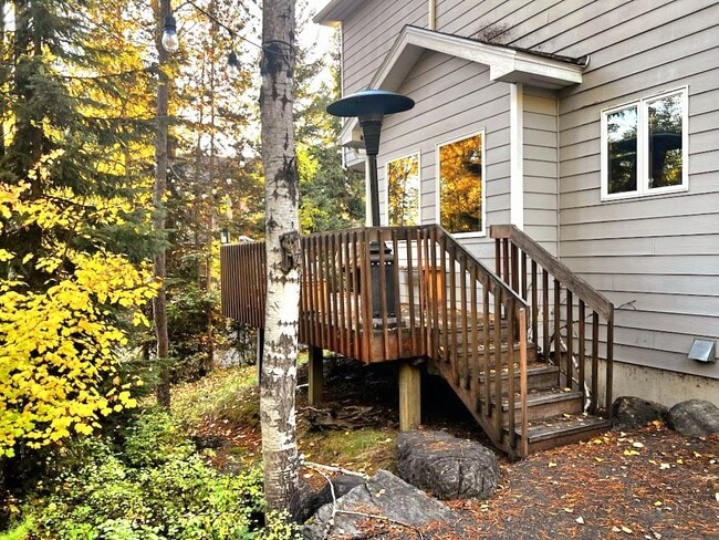 Building Photo - 2 Bedroom 2.5 bathroom near Golf Course Unit A Rental