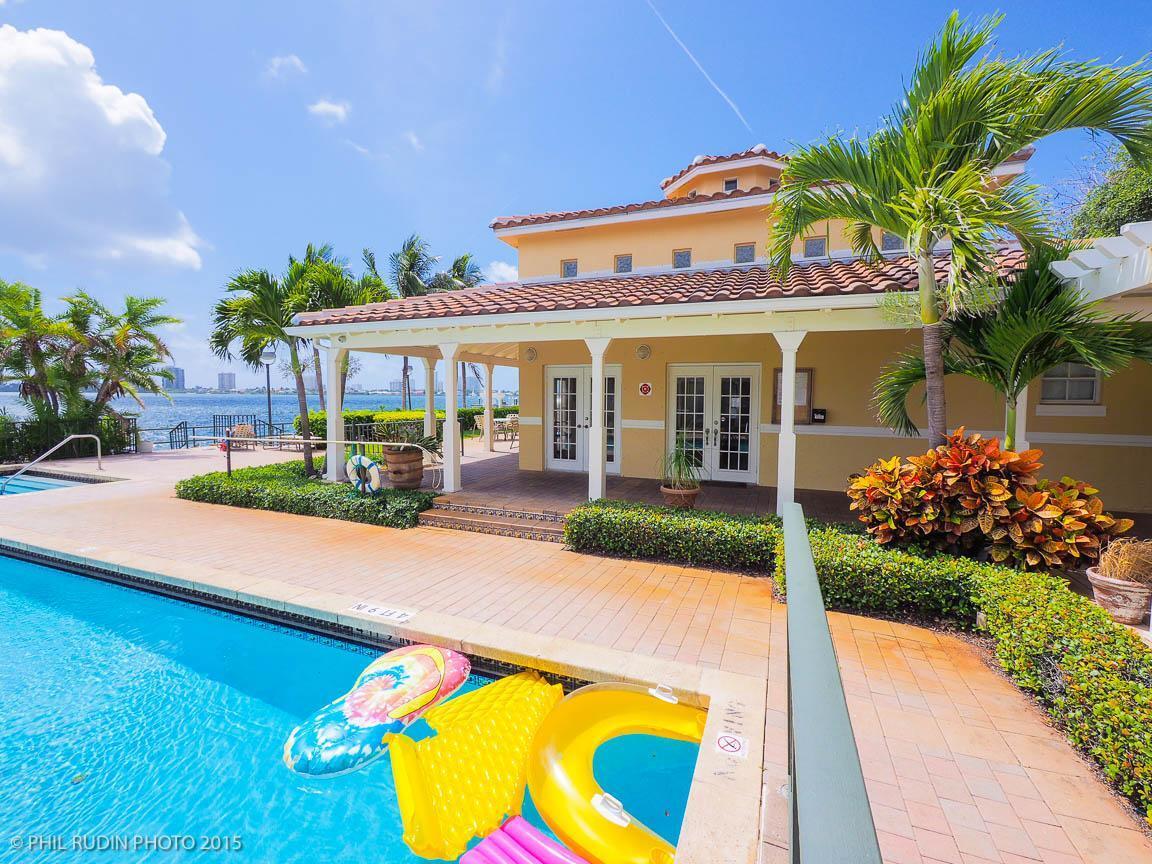 Photo - 1040 Lake Shore Dr Unidad 104 Rental