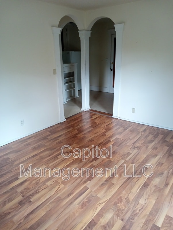 Photo - 307 N Walnut St Unit 307