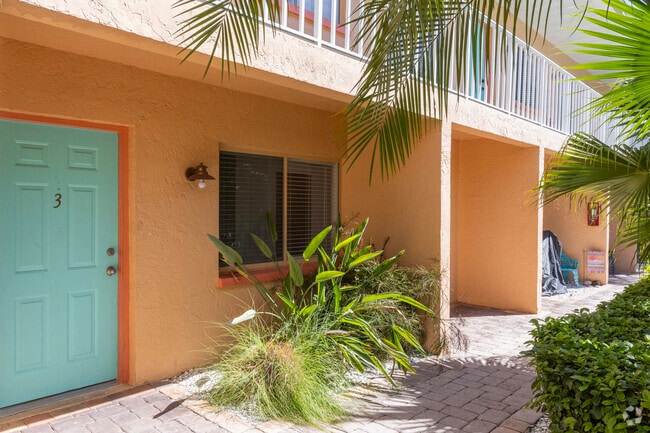 Photo - Bayshore Palms at Soho