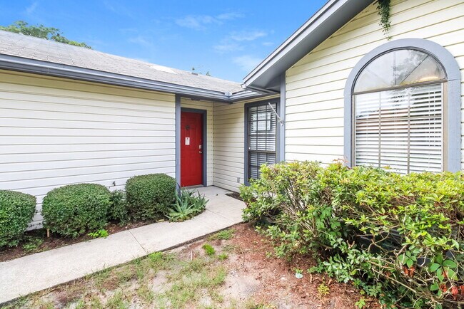 Photo - 1961 Acorn Run E