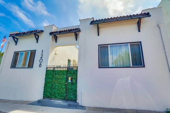 Photo - 1208 Daisy Ave